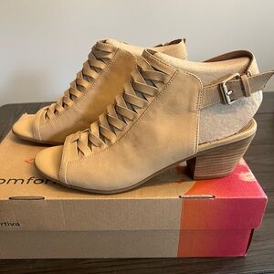 Comfortiva Alanna Sandals